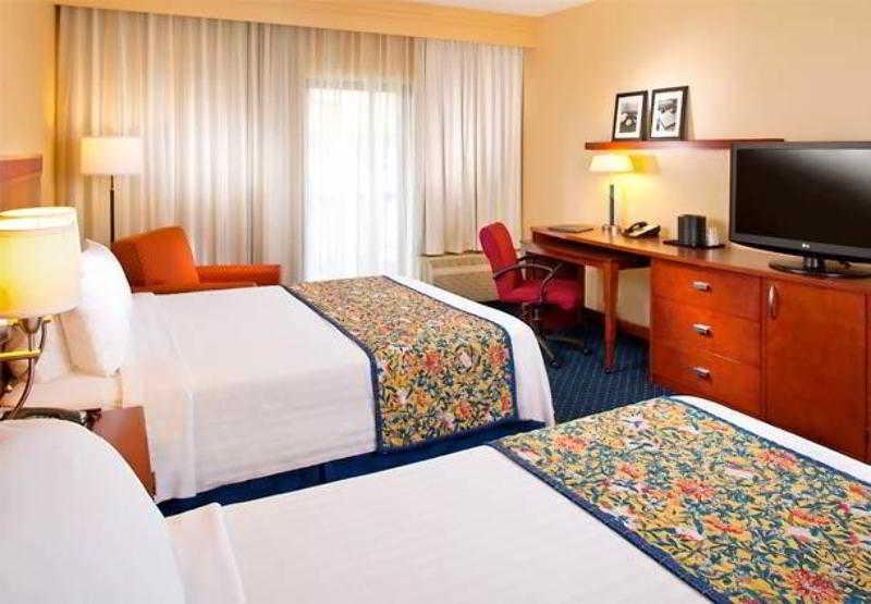 Courtyard By Marriott Memphis Airport Hotel Kültér fotó