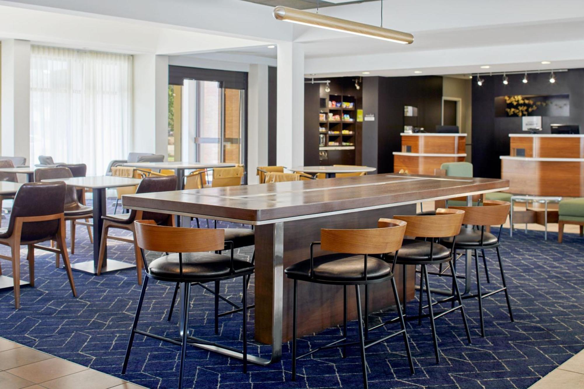 Courtyard By Marriott Memphis Airport Hotel Kültér fotó