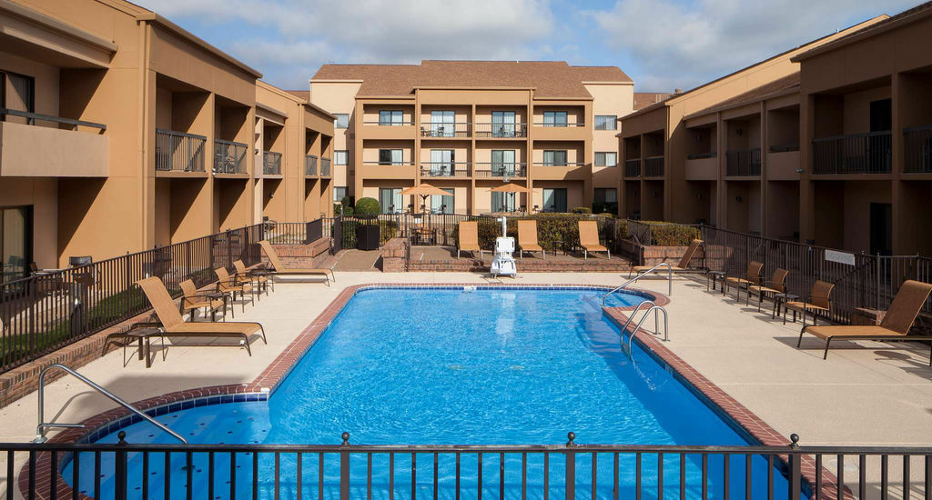Courtyard By Marriott Memphis Airport Hotel Kültér fotó